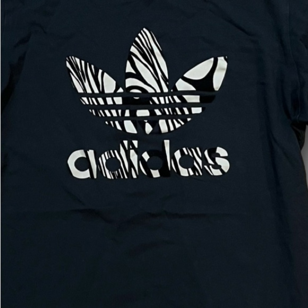 Velvet Logo Adidas T-shirt